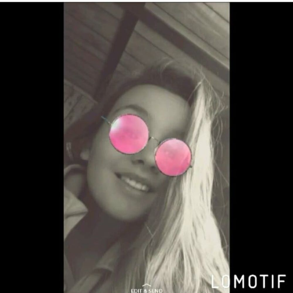 Meet your Posher, Maddie